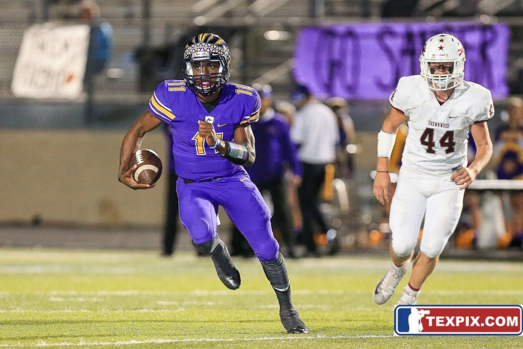 Brownwood vs Sanger Game Photos - Lone Star Gridiron