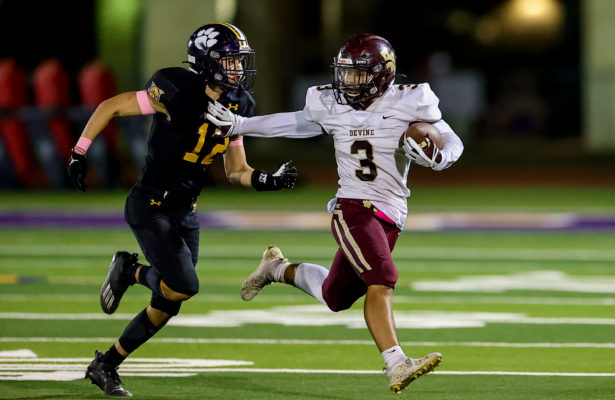10.08.21 Carrizo Springs vs Devine by Tommy Hays