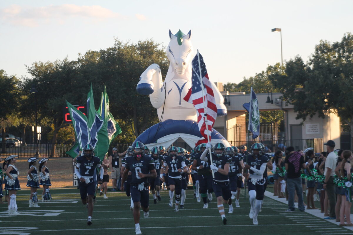 Round Rock over Round Rock McNeil b7 Steve Thomas 092324